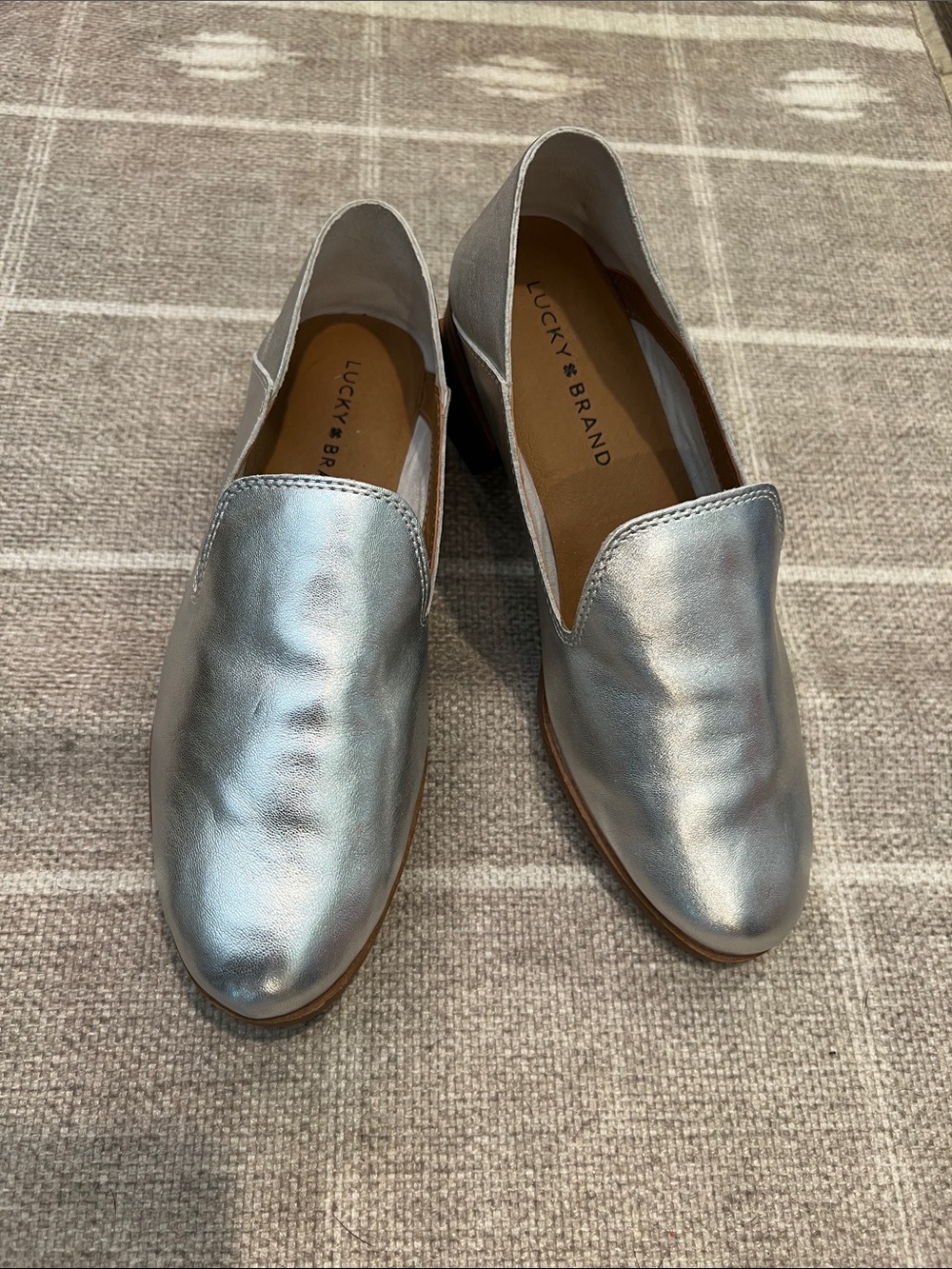 Lucky Brand Metallic Silver Leather Slip-On Loafers